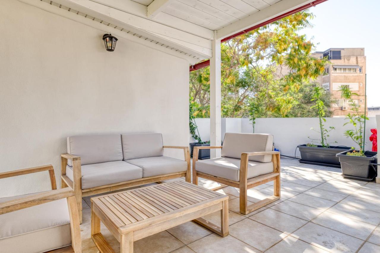 Chic Rooftop Studio W/ Terrace - Near Acropolis Atene Esterno foto