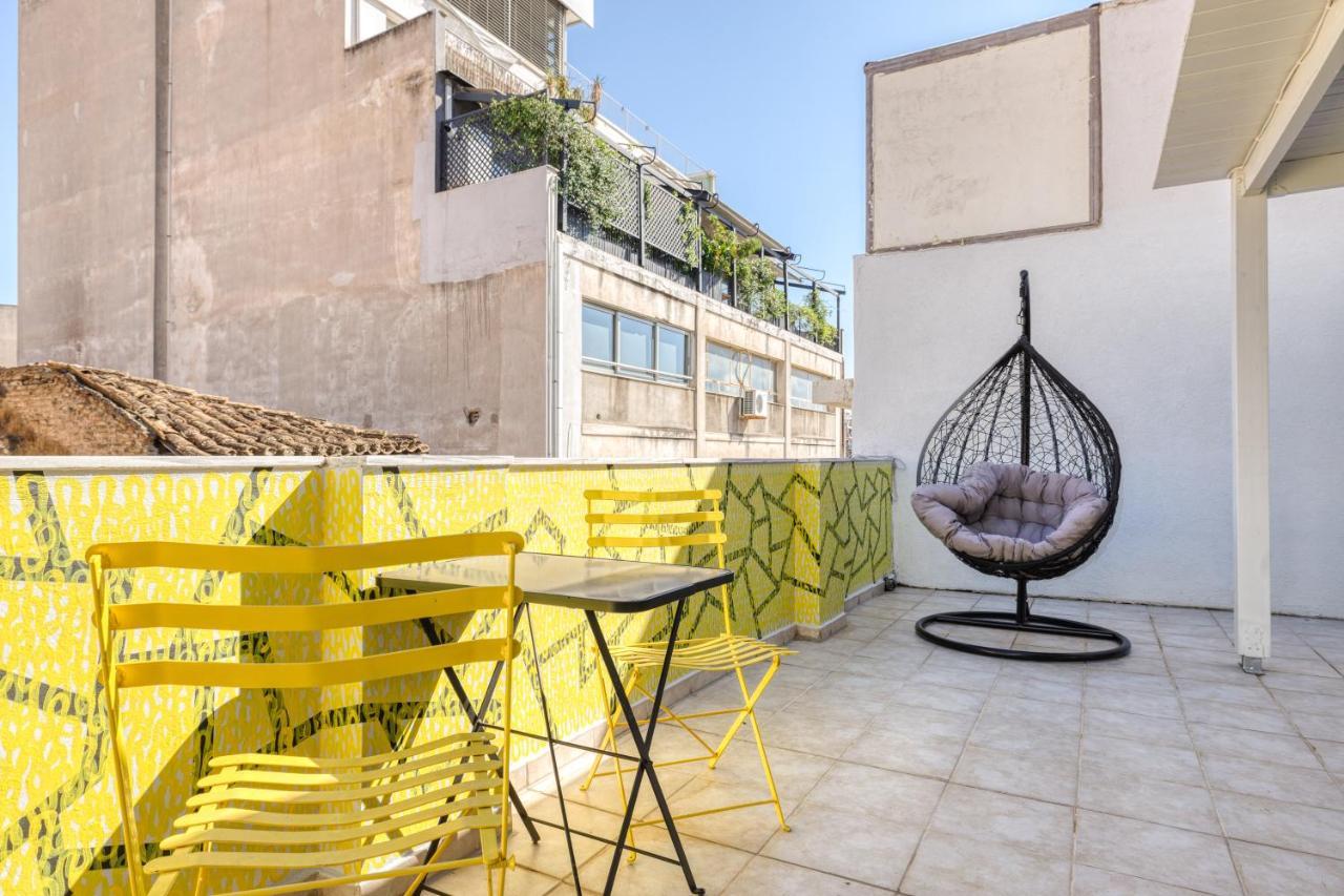 Chic Rooftop Studio W/ Terrace - Near Acropolis Atene Esterno foto