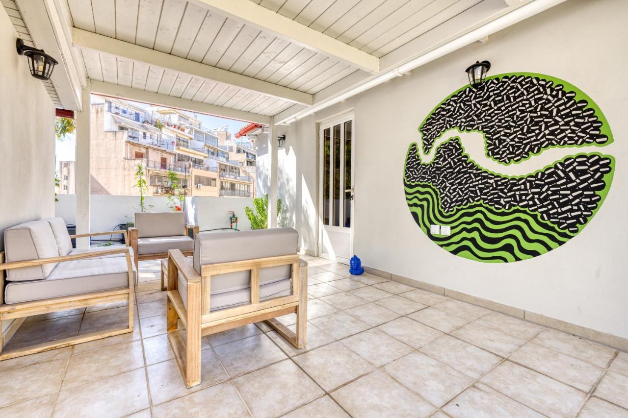 Chic Rooftop Studio W/ Terrace - Near Acropolis Atene Esterno foto